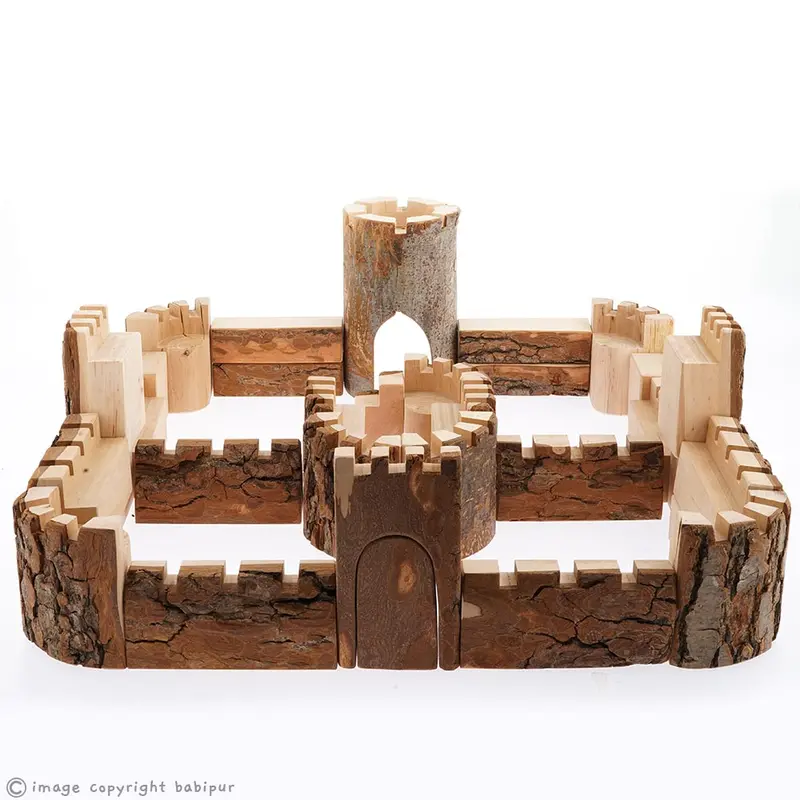 Magic Wood Camelot Castle - 35 Pieces 1