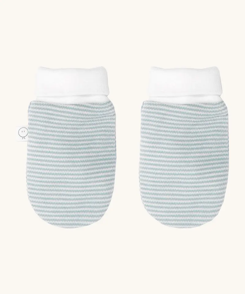 Mori Baby Mittens 1