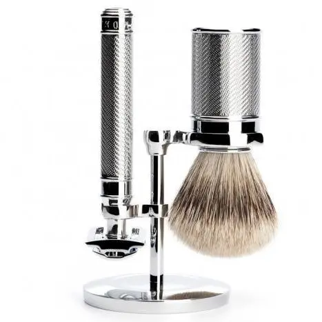 Mühle Chrome Traditional Safety Razor And Brush Stand 2