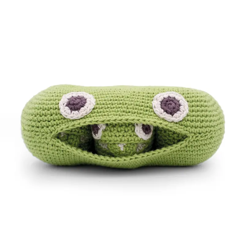 Myum Green Pea Family Rattle Toy 1
