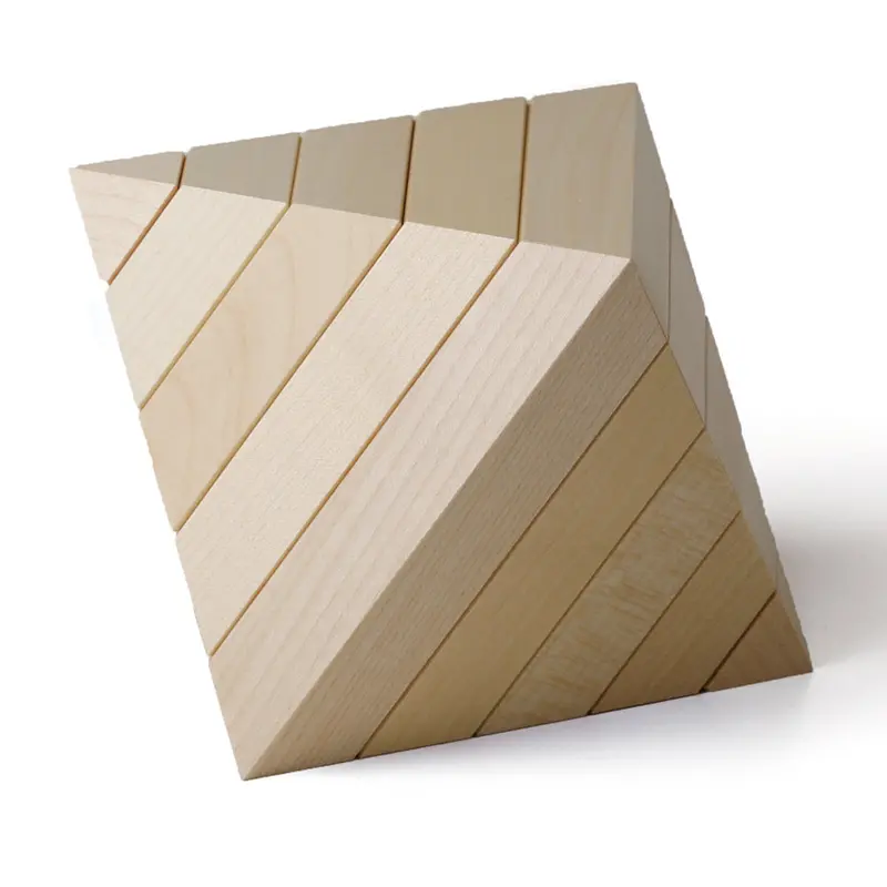 Naef Diamond - Maple Wood 1