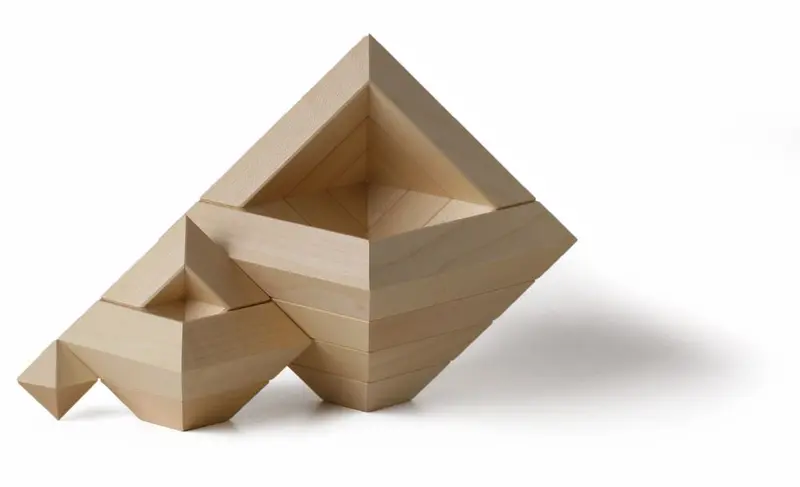 Naef Diamond - Maple Wood 2