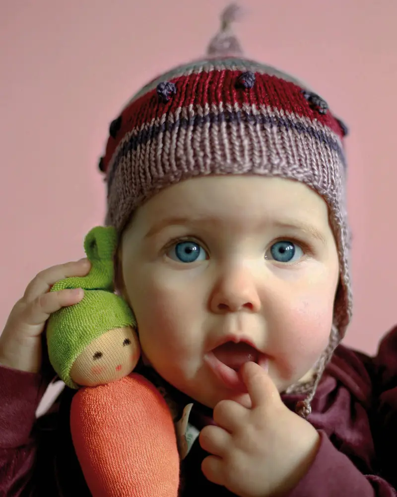 Nanchen Carrot Rattle Doll 2