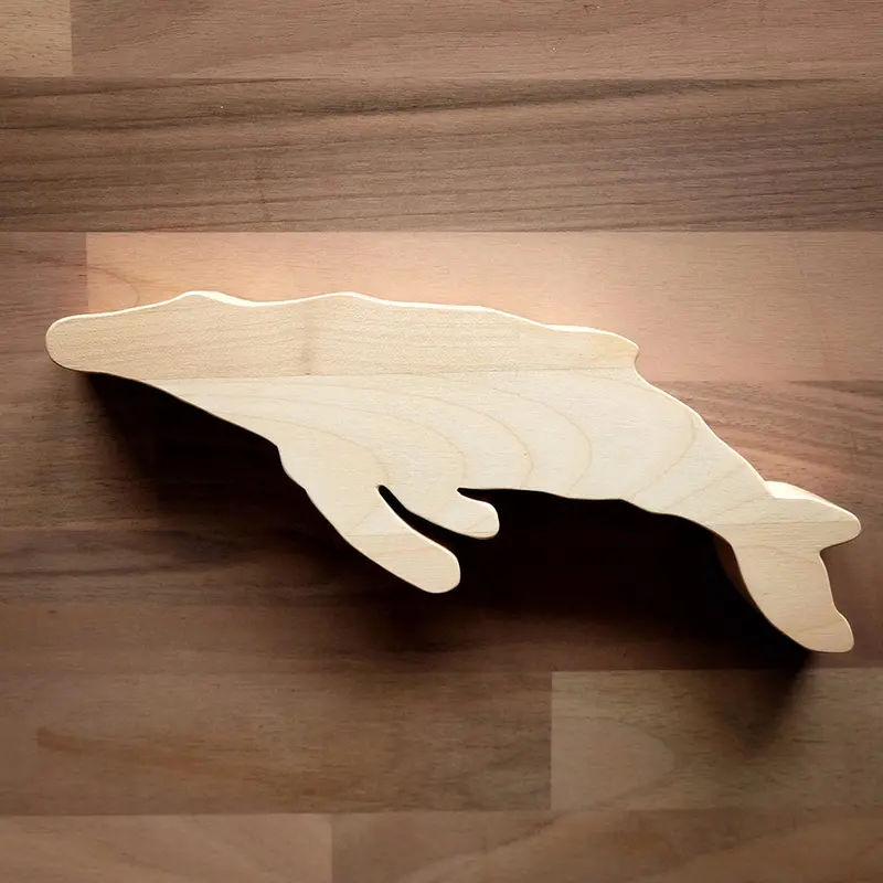 O_Wow Handmade Maple Humpback Whale 1