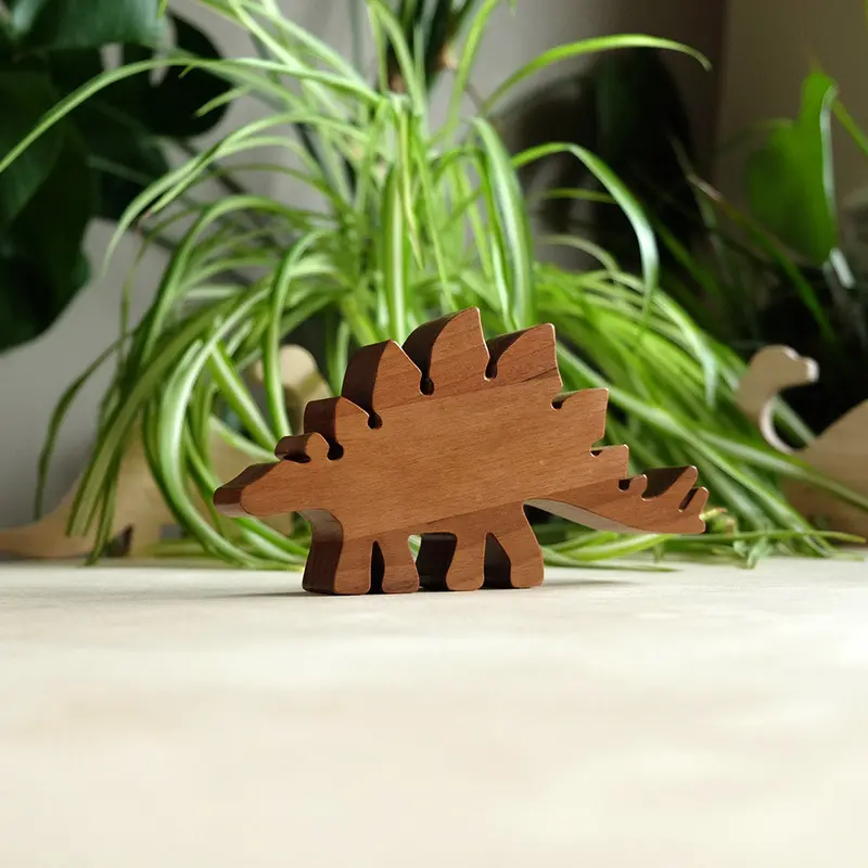 O_Wow Handmade Walnut Stegosaurus 1