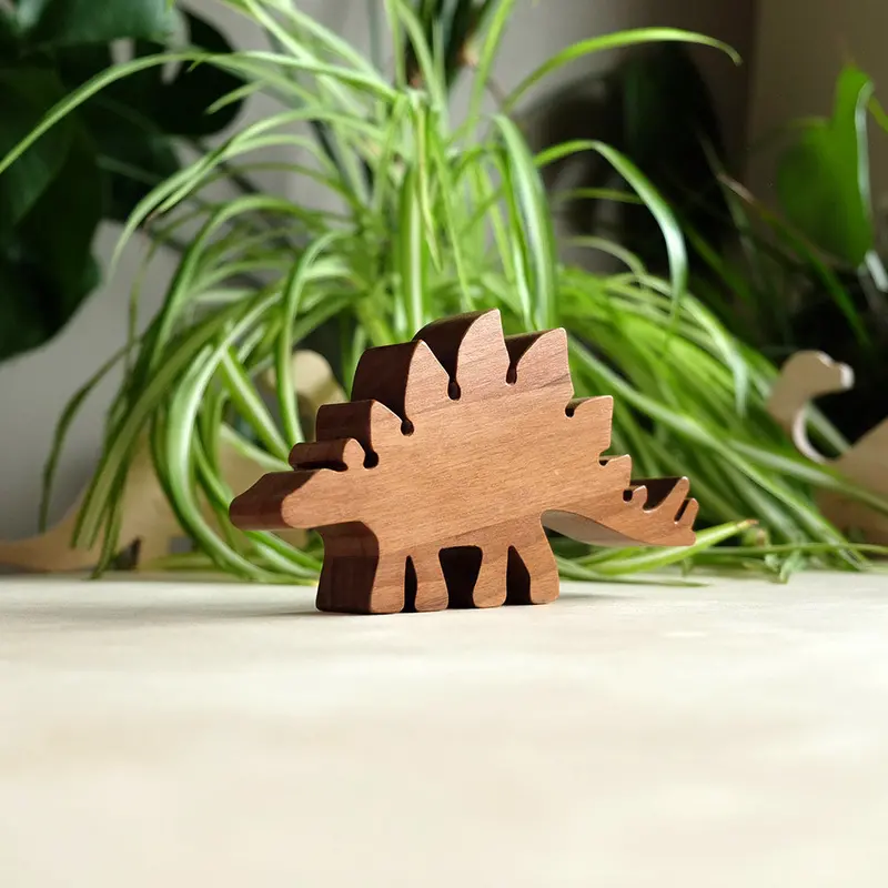 O_Wow Handmade Walnut Stegosaurus 2