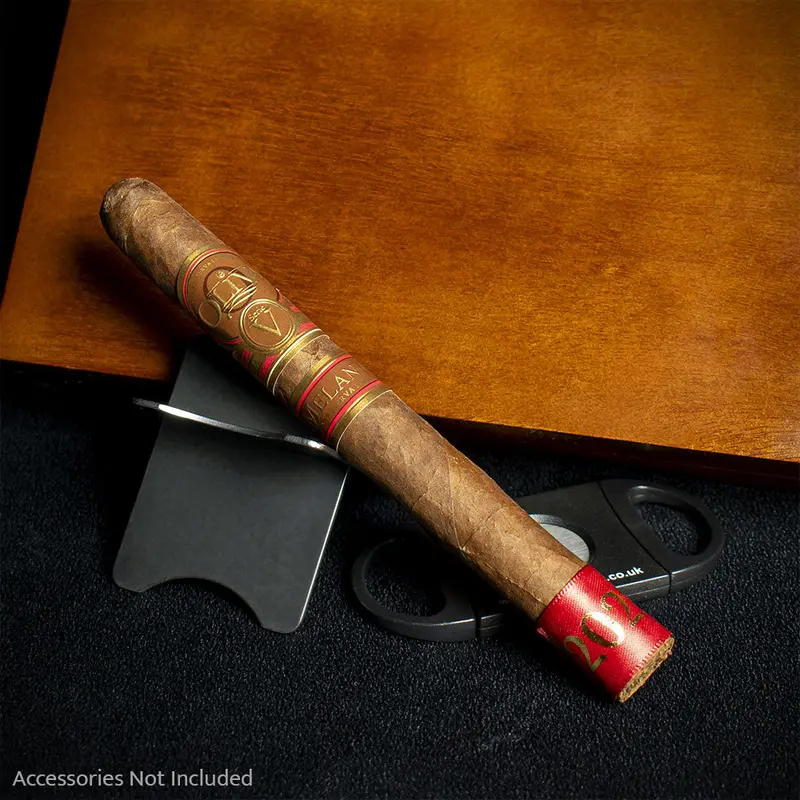 Oliva Serie V Melanio Edición Año 2022 Limited Edition Cigar - Single 2