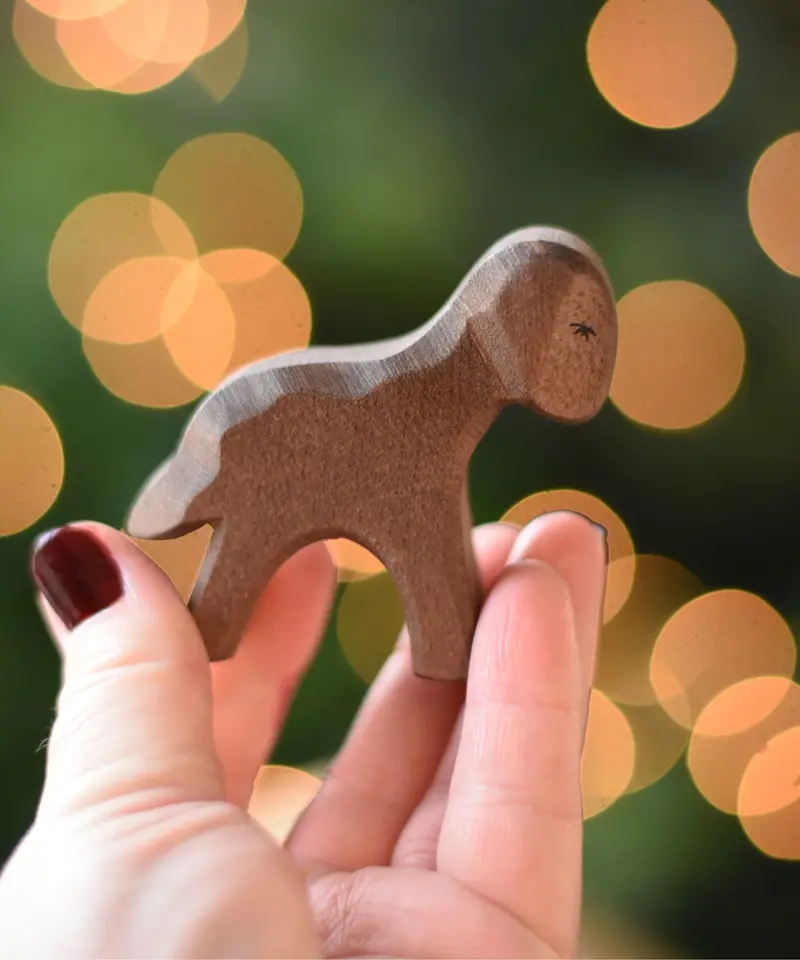 Ostheimer Brown Standing Lamb 2
