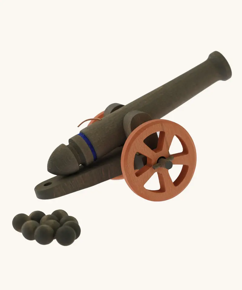 Ostheimer Large Cannon With 10 Cannonballs 1