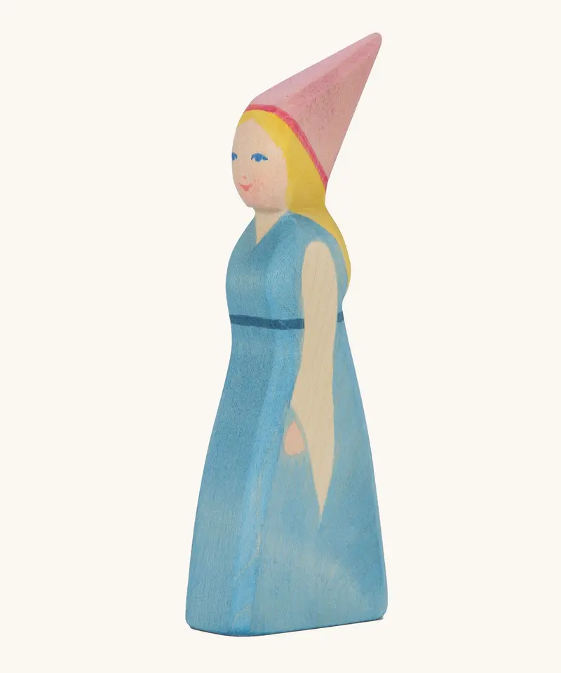 Ostheimer Medieval Princess 1