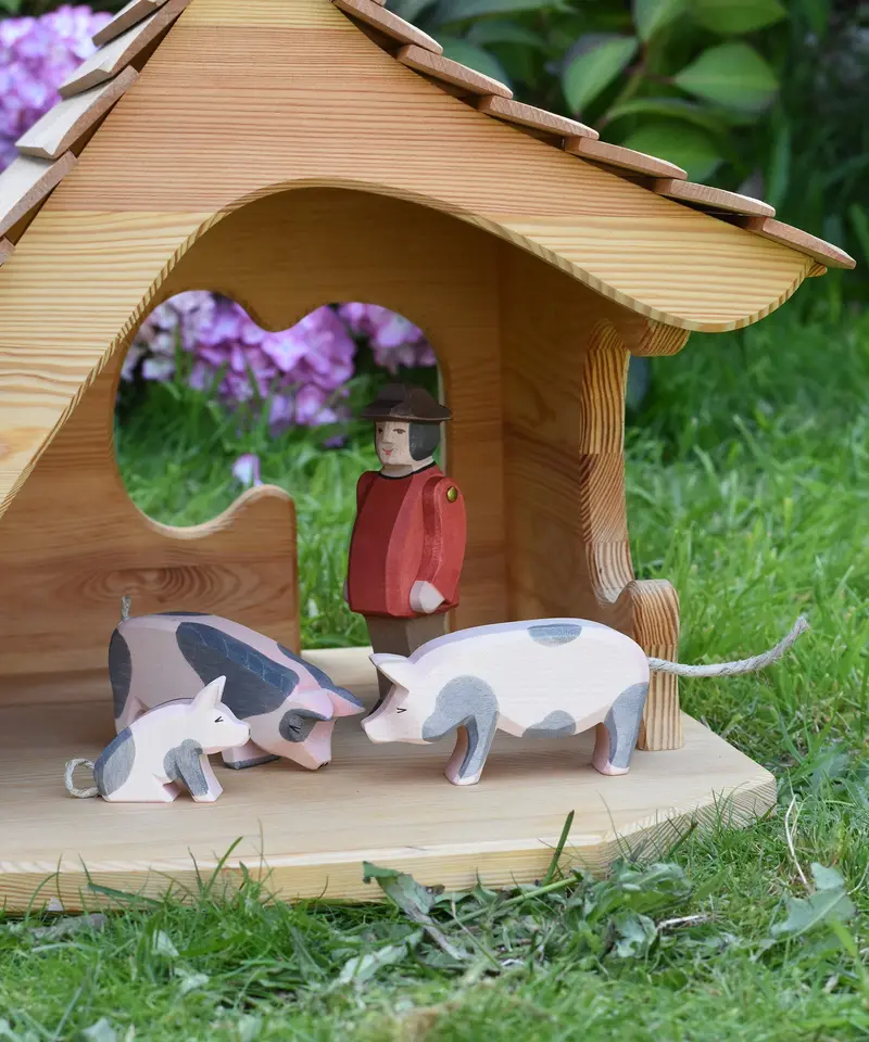 Ostheimer Spotted Piglet Sitting 2