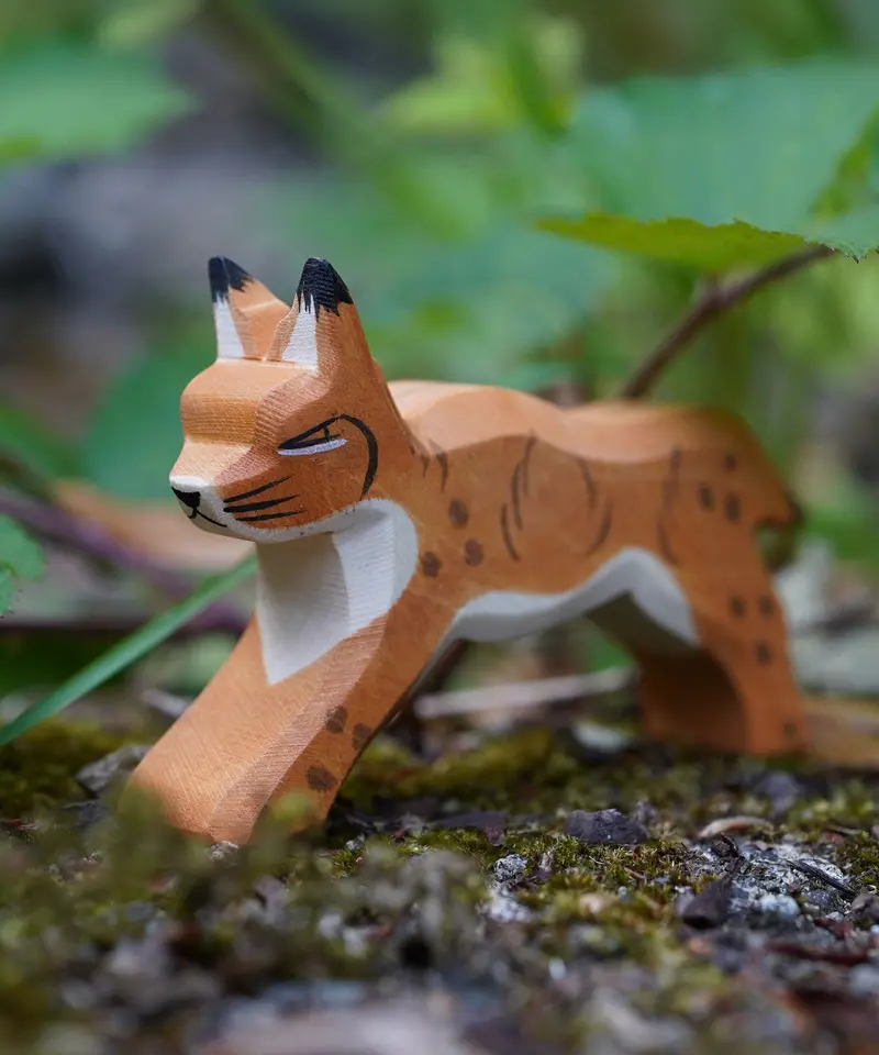 Ostheimer Wooden Running Lynx 2