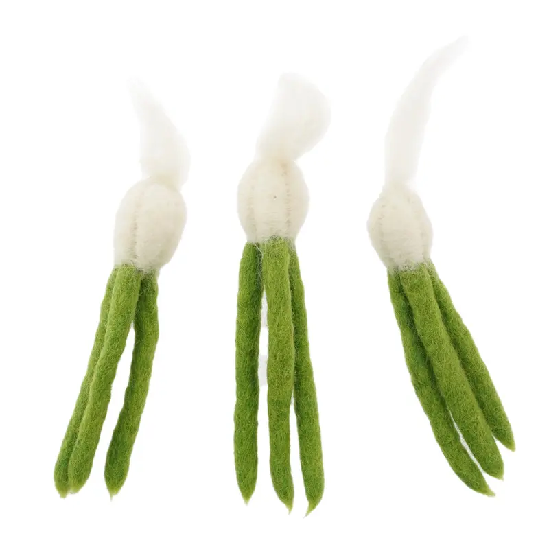 Papoose Toys Mini Felt Garlic 1