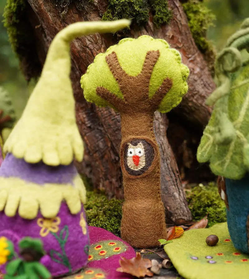 Papoose Toys Standing Trees With Owl 2