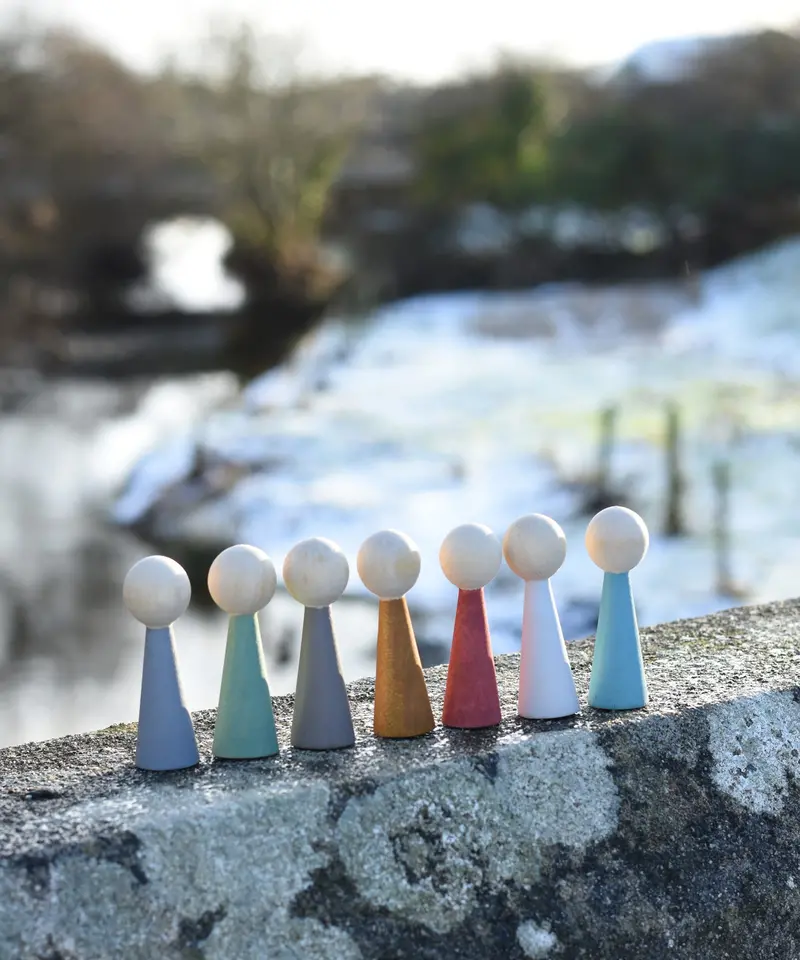Papoose Toys Wooden Earth People 2