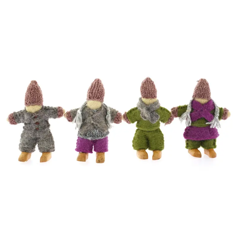 Papoose Toys Woodland Family - Small 1