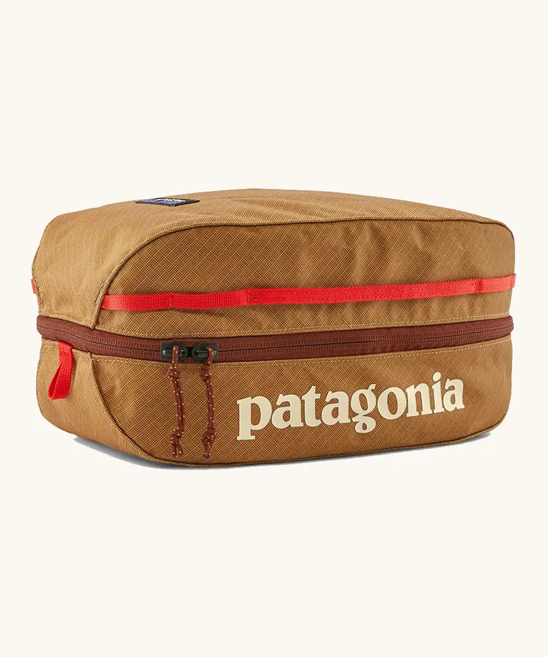 Patagonia Black Hole Cube Travel Bag 6L - Talon Gold 1