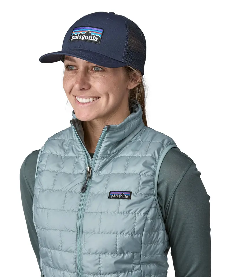 Patagonia P-6 Logo Trucker Hat - New Navy 2