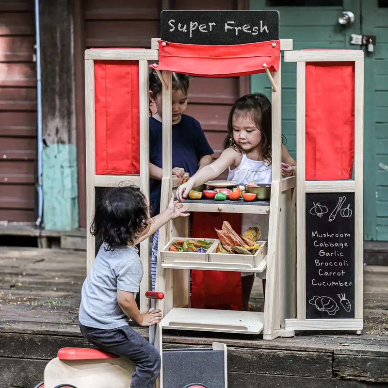 Plan Toys Play Centre Kitchen & Shop 2