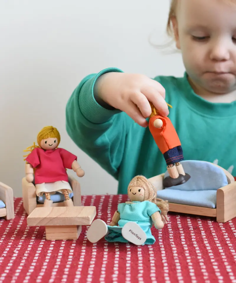 Plantoys Dolls House Family - White Skin, Blonde Hair 2