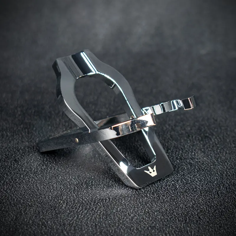 Polished Chrome Folding Pipe Stand 2