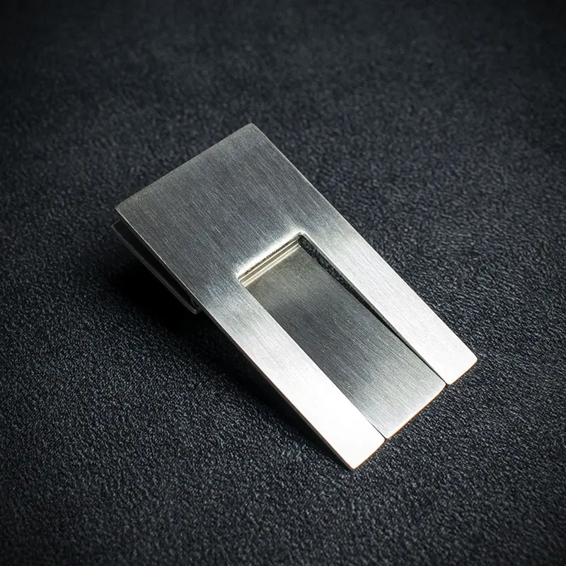Portable Metal Cigar Stand 1