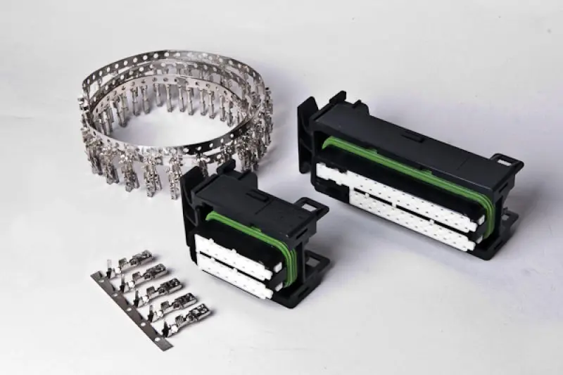 Radium Engineering 2004-2005 Lotus (2Zz-Ge) T4 Ecu Connectors And Pins 1