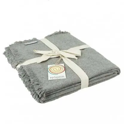 Respiin Light Grey Plain Wool Throw With Fringe 1