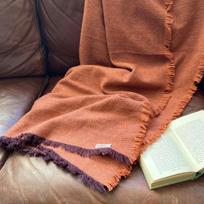 Respiin Recycled Wool Throw - Rust Orange 2