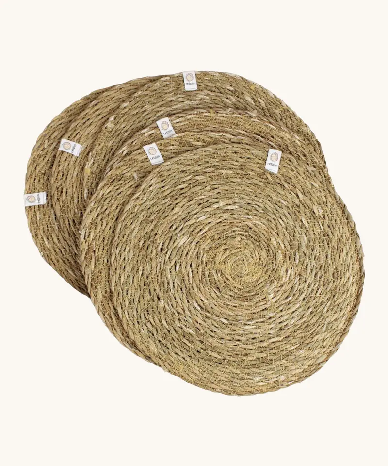 Respiin Seagrass Tablemats & Holder Set – Natural 1