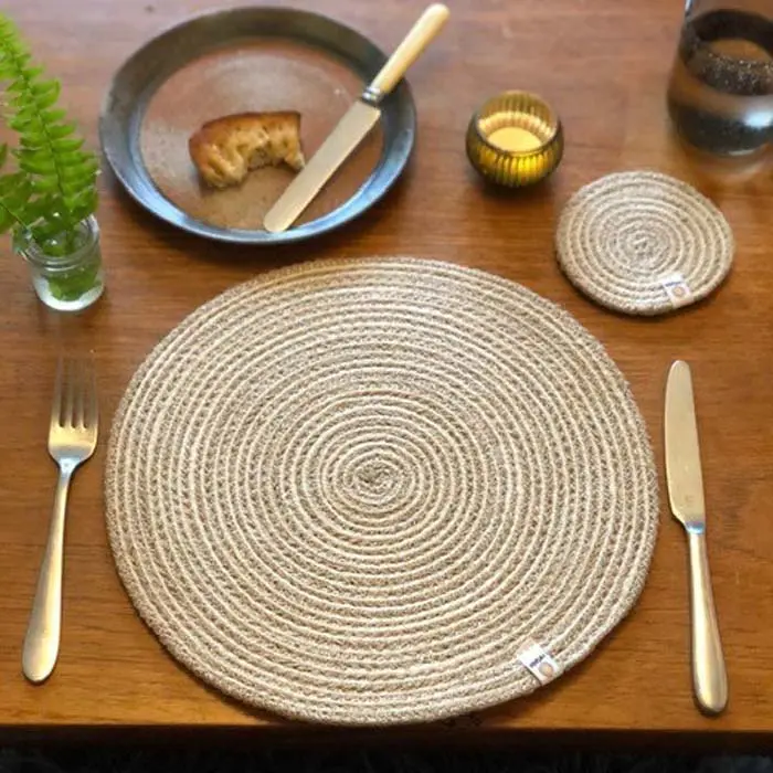 Respiin Spiral Jute Natural / White Tablemat 2
