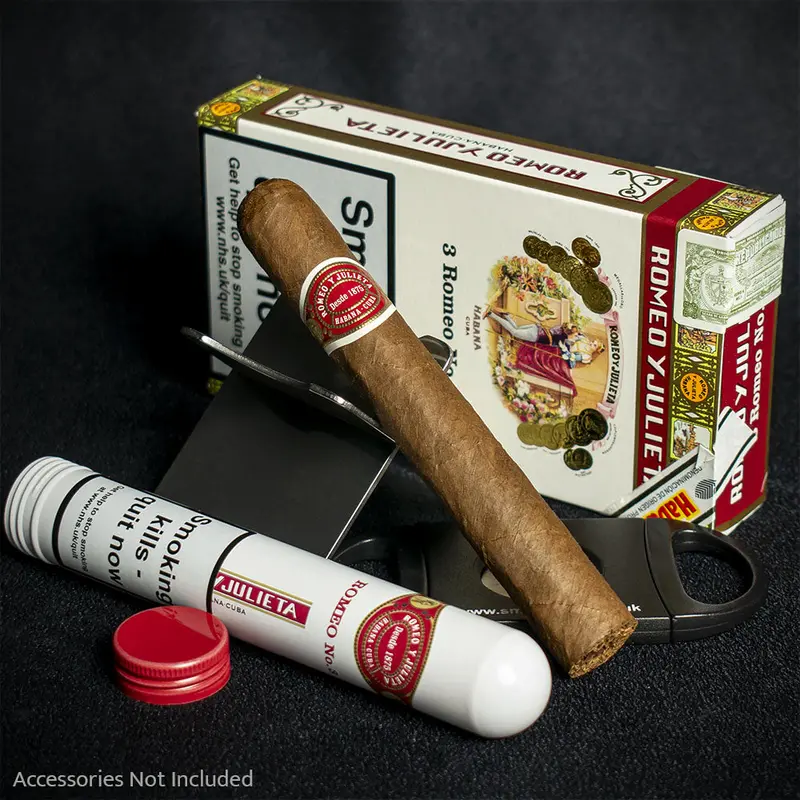 Romeo Y Julieta No.3 Tubos Cuban Cigar - Single 2