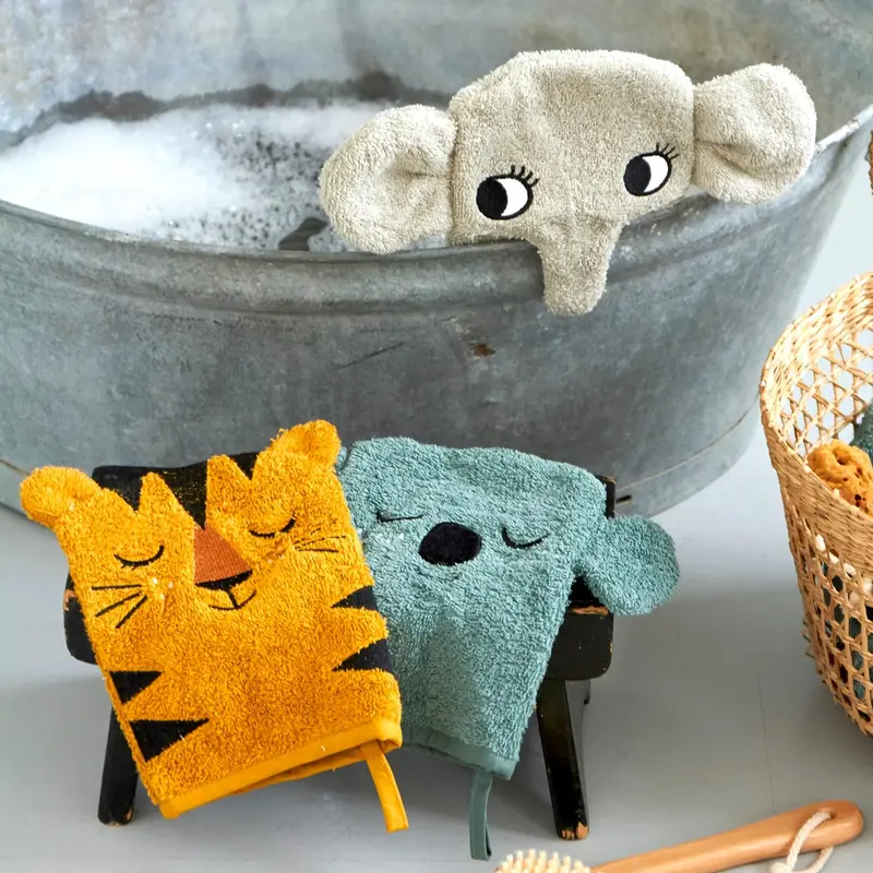 Roommate Baby Organic Wash Gloves 3 Pack - Koala, Tiger & Elephant 2