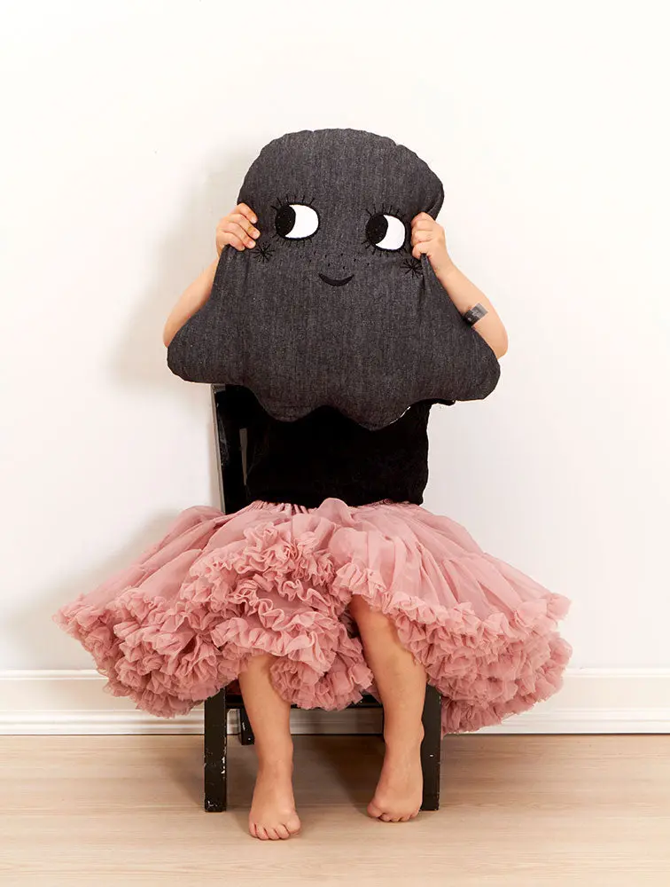 Roommate Ghost Cushion, Anthracite 2