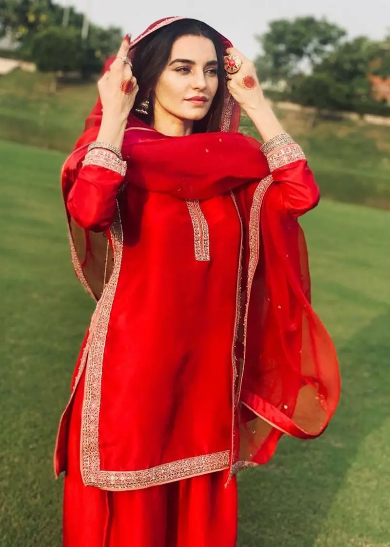 Sadia Khan Outfit 1