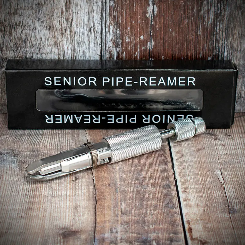 Senior Deluxe Pipe Reamer 1