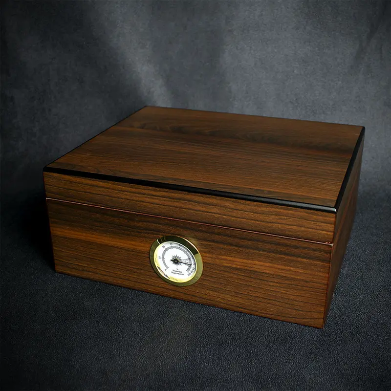 Sikarlan Walnut Finish Humidor - 50 Cigar Capacity 1