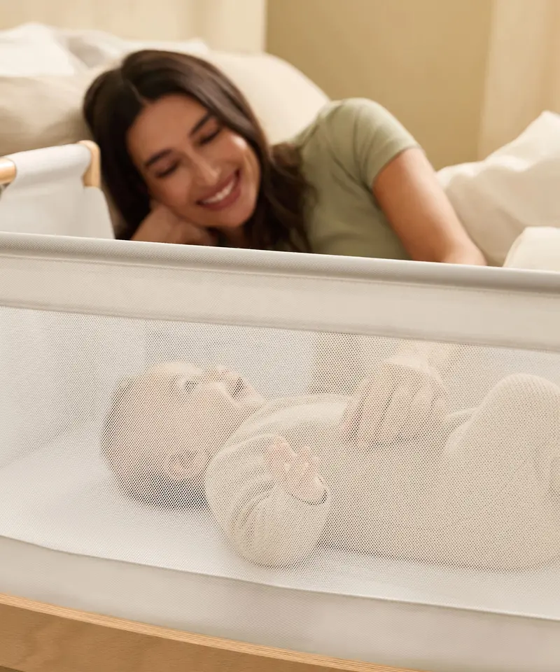 Snuzpod5 Bedside Crib 2