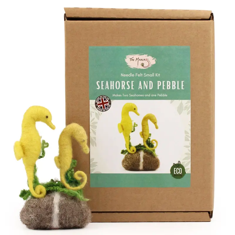 The Makerss - Small Seahorse & Pebble Needle Felt Kit 1