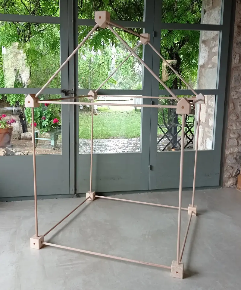 Trigonos Big Den Construction Kit 1