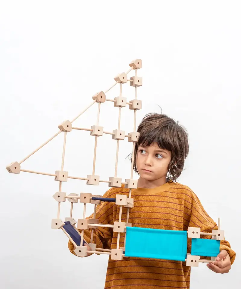 Trigonos Mini Construction Set - Medium 2