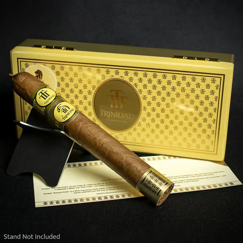 Trinidad Robusto Extra Cigars (Limited Edition) - Gift Box Of 3 1