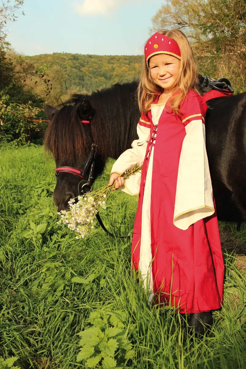Vah Little Marian Dress 2
