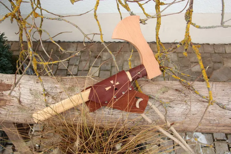 Vah Wooden Throwing Axe 2