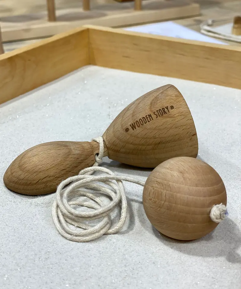 Wooden Story Swing N' Catch 2