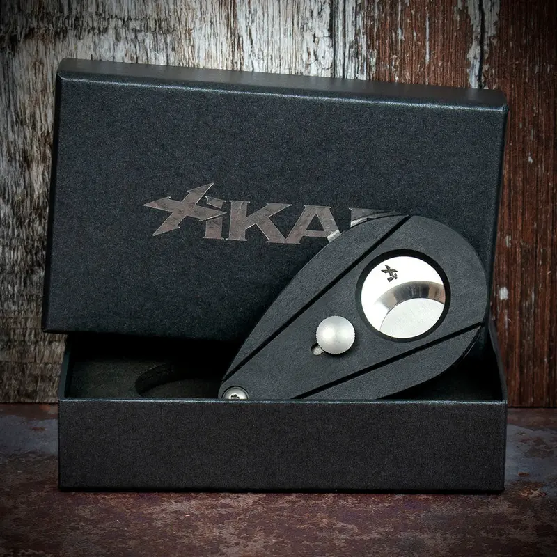 Xikar Xi-2 Black Fibreglass 200Bk Double Blade Guillotine Cigar Cutter 1