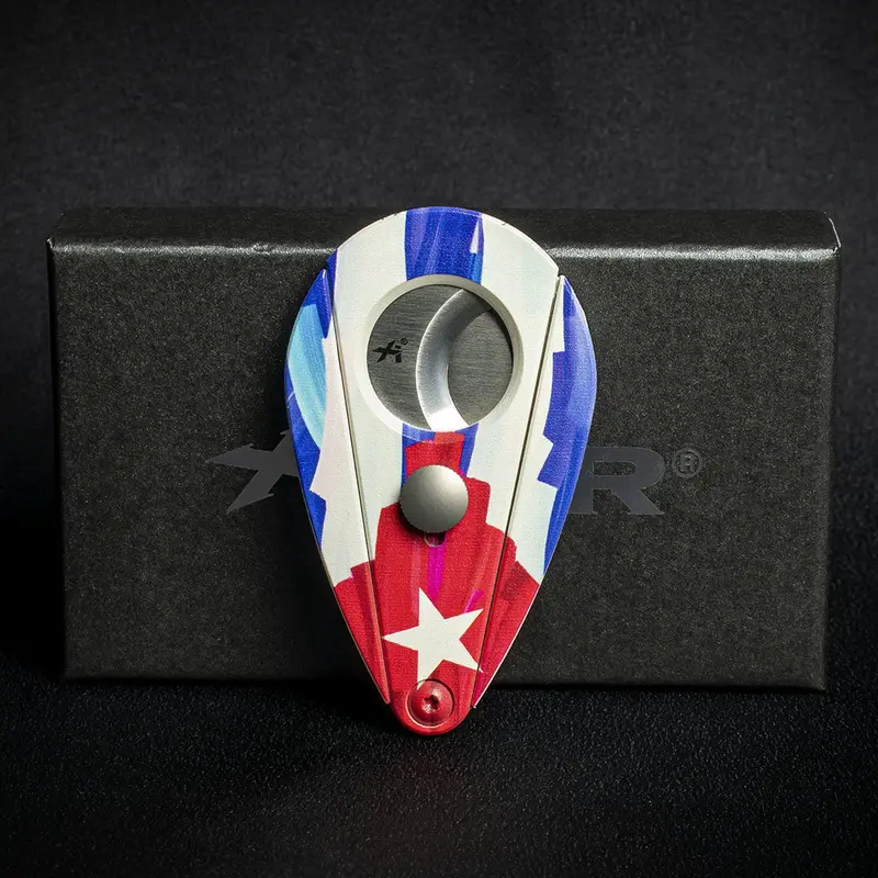 Xikar Xi2 Cutter Cuban Flag 1