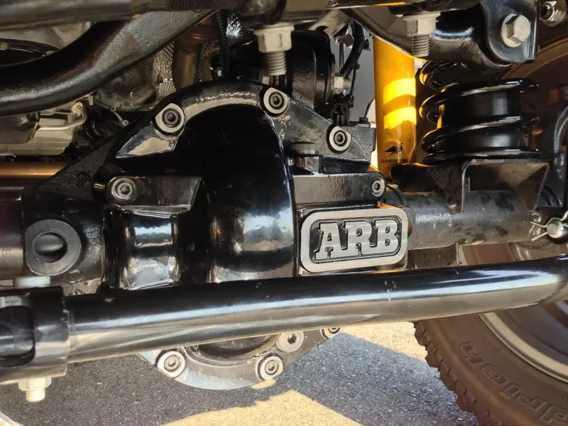 Arb Black D44 Differential Cover For Dana 44 Axles 1