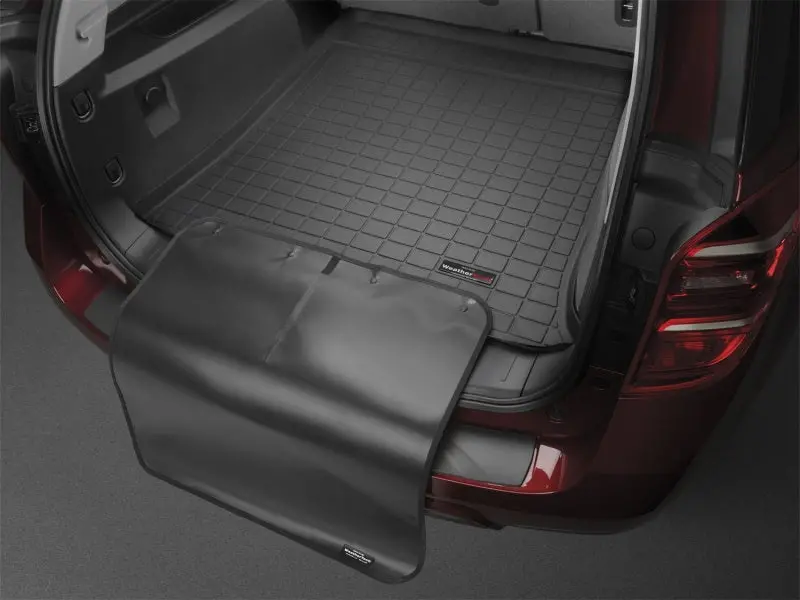 Weathertech 05-08 Dodge Magnum Cargo With Bumper Protector - Black 1